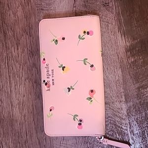 Kate Spade floral wildflower zip up wallet